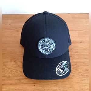 Travis Mathew Golf Baseball Hat‎ Snapback Flex Black Floral Patch NWT